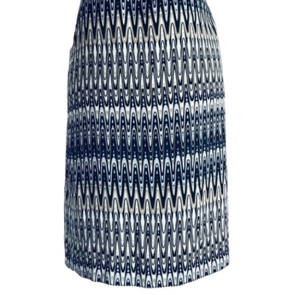 Kensie | Sound Waves Shift Dress | Large NWT - Picture 9 of 15
